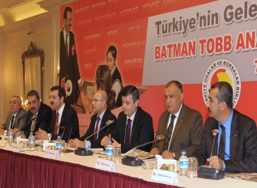 Nasıroğlu Batman'a 8 Milyon TL'lik eğitim kompleksi kazandırdı.